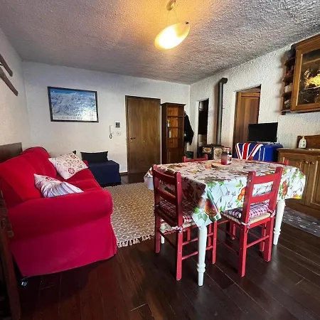 Διαμέρισμα Cimoncino Sky Apartament, 5 Min Dalle Piste